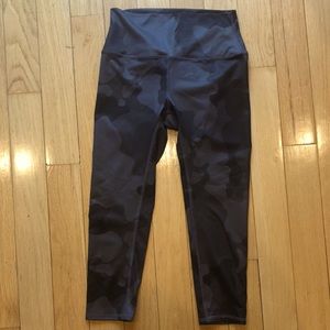 Alo Camo Small High Rise